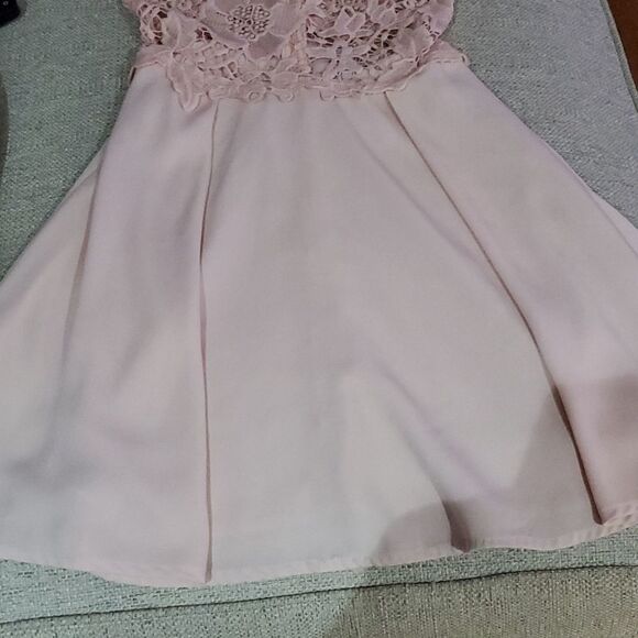 Tobi georgeous lace Dress formal Occasion xs pink - Picture 3 of 3